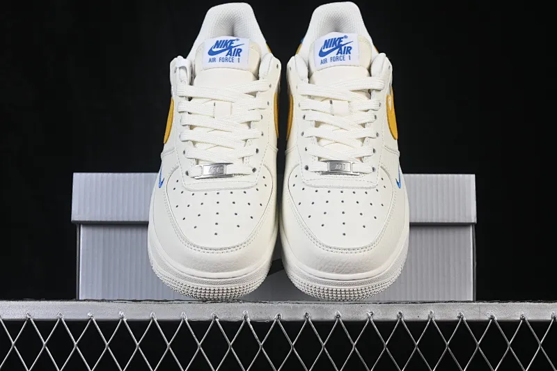 All Categories Nk Air Force 1 Air Force Series Nk Air Force 1 Low Air Force Low Nike Air Force 1'07 Low Cloud White Gold Air Force One Low Casual Shoes FZ1151-100